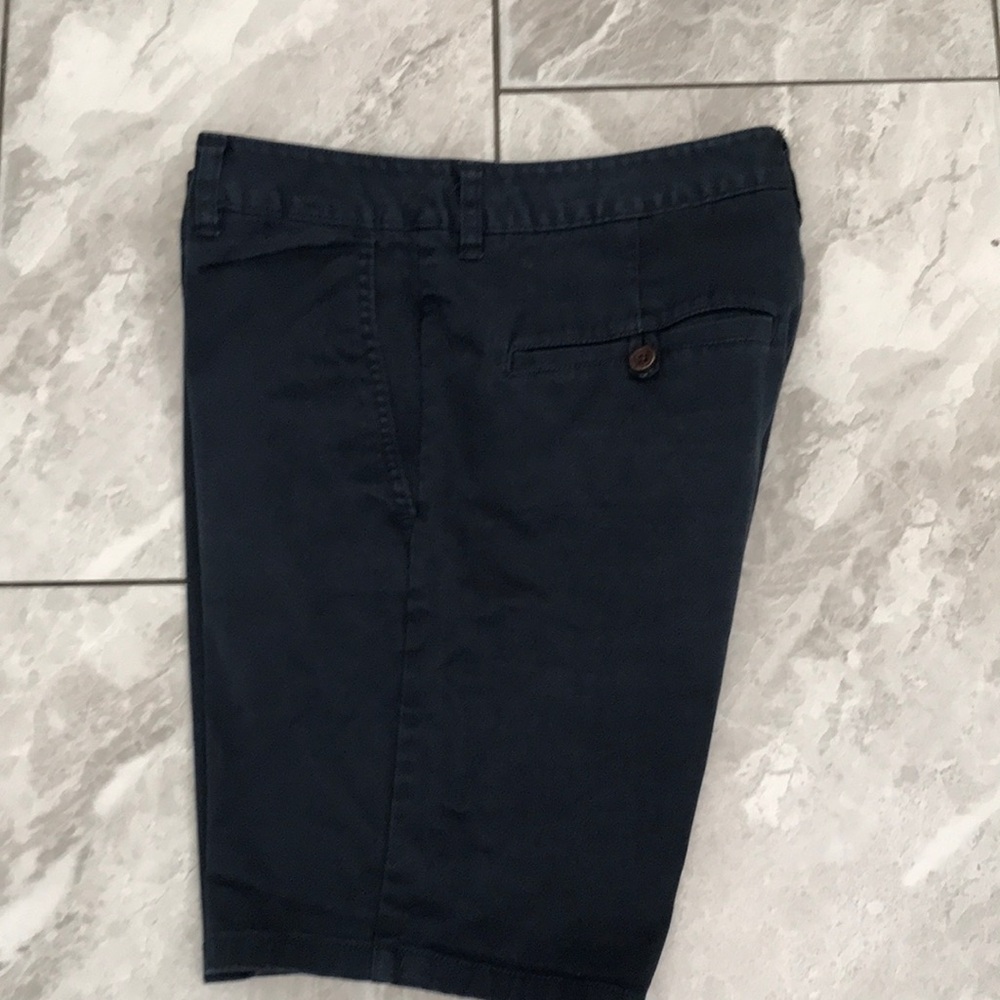 KATIN Mens Navy Blue 8" Cove Shorts | 31